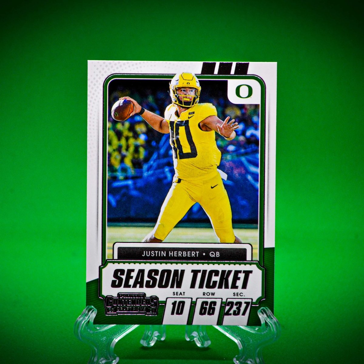 Raw Individual Card: 2021 Contenders Draft Picks Base Set - Justin Herbert (#11) - Hails Mary Cards