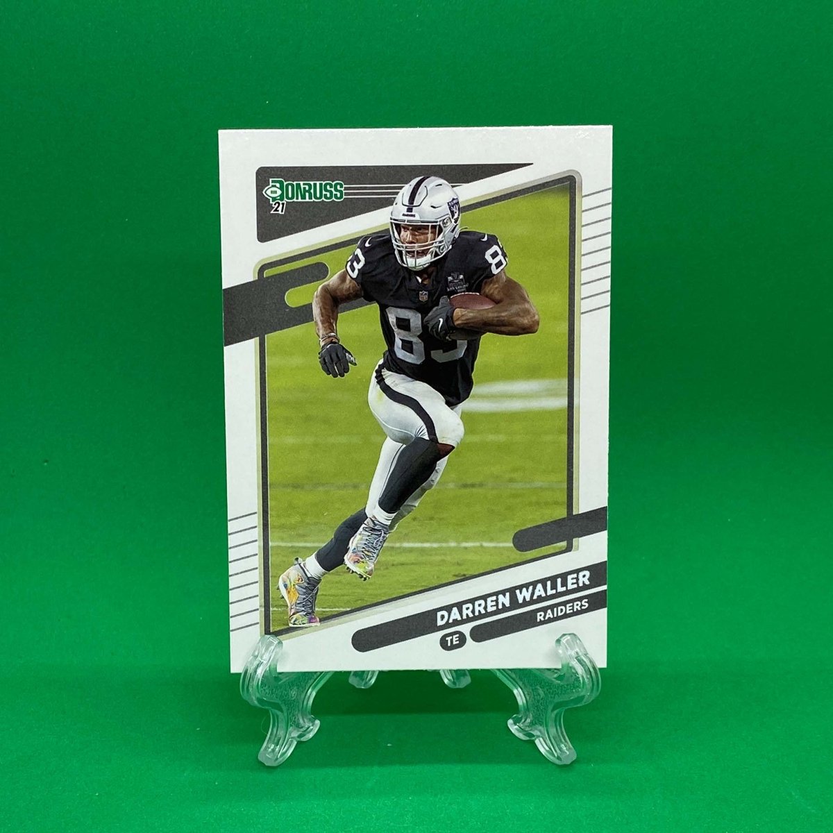 Raw Individual Card: 2021 Donruss Football Base Set - Darren Waller (#88) - Hails Mary Cards